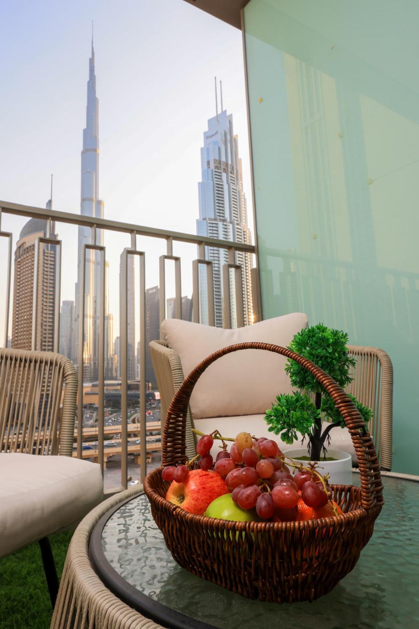 Ferienwohnung Stunning Burj View Dubai Mall Access Infinity Pool Exterior foto